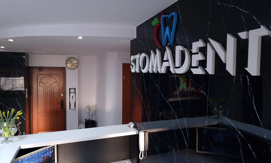 Image 4: Skaling, piaskowanie, polerowanie, fluoryzacja i więcej w Stomadent
