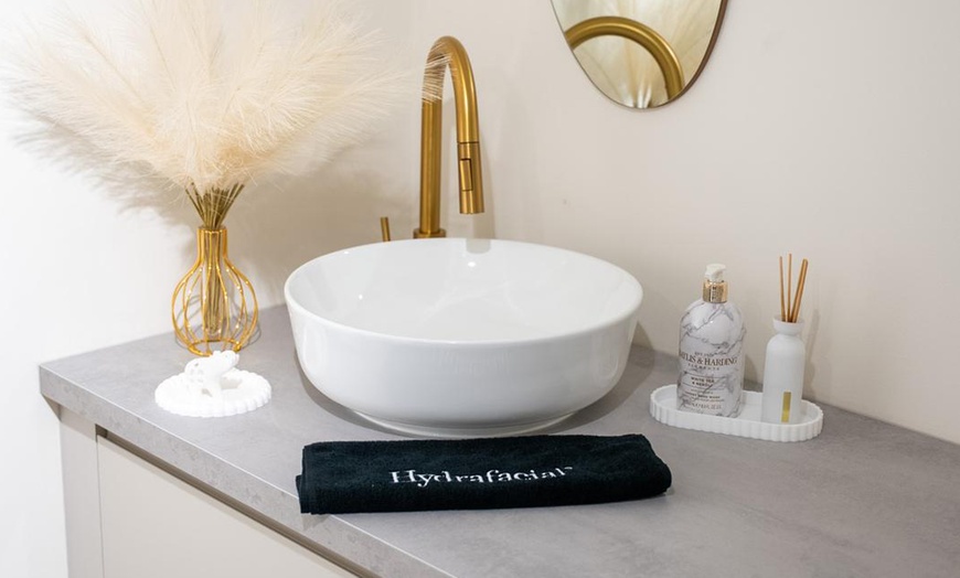 Image 6: Choice of Single or Three Sessions of Facial Packages