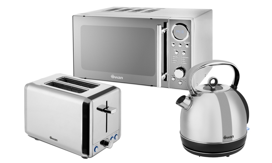 Image 8: Swan Kitchen Appliance Set