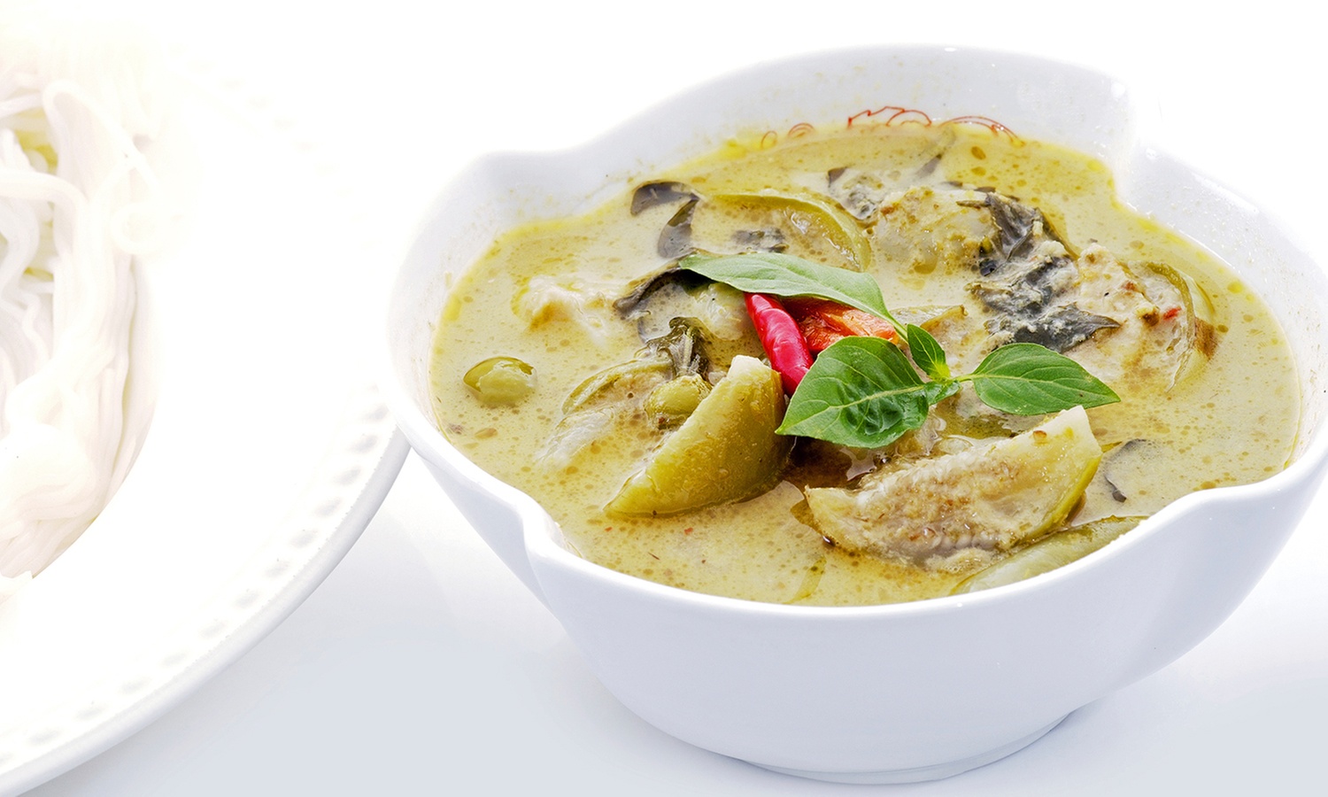 Thai Meal Set w/ Starters, Mains, Desserts, & Drinks for 2 or 4