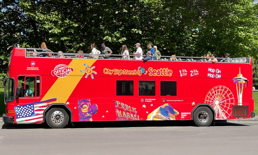 Image 8: 18-Stop Seattle City Hop-On Hop-Off Tour for 24 or 48 Hours 