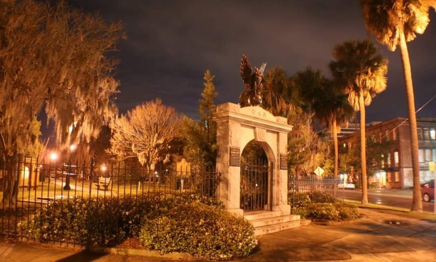 Image 11: 90 Minute Haunted History Tour for One Adult or Child 