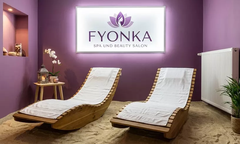 Waschen, Schneiden & Föhnen für Damen, optional mit Färben / Strähnen