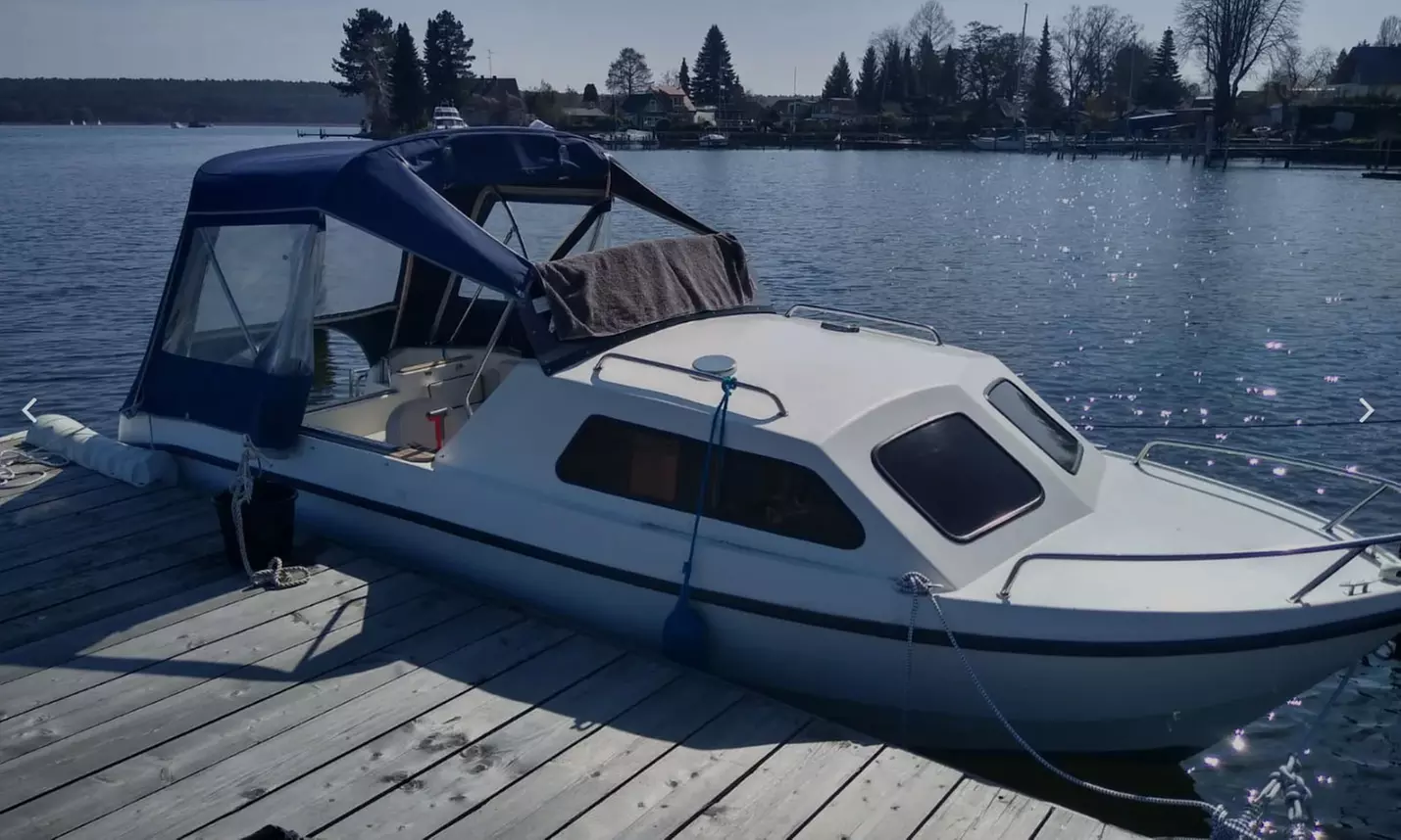 2 Std. Segeln für 1-3 Personen oder 1 Std. Motorboot für 1-2 Personen