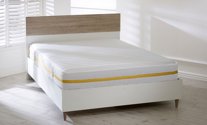 Image 2: Sundale Sprung Memory Foam Mattress with Quilted Sleep Surface