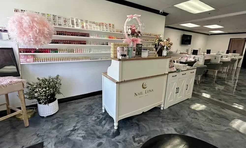 Get Korean Gel Mani-Pedi , Frappuccino Pedi,or Herbal Detox Pedi