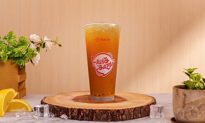 Image 3: Discover a House Drink Special with a Unique Chinese Hot Pot Meal