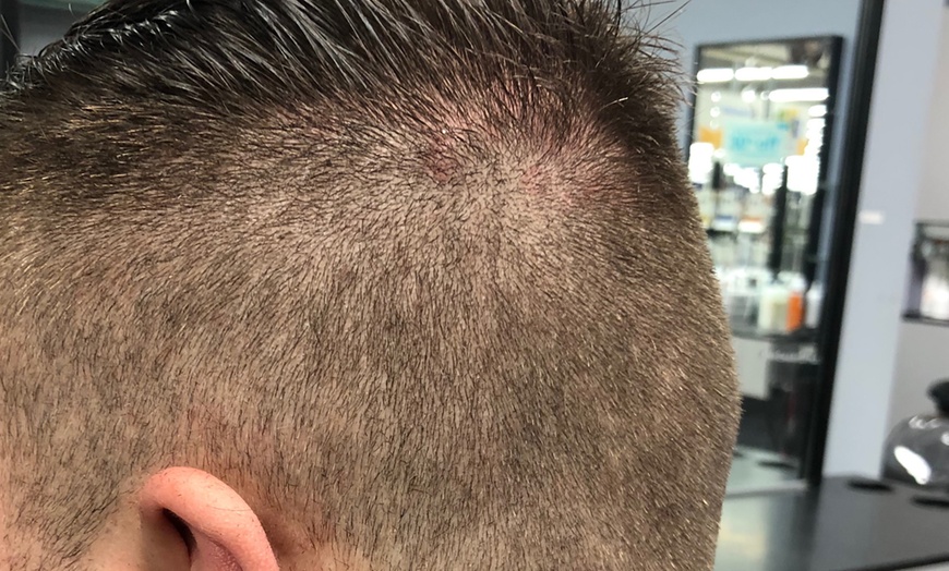 Image 3: Buzz or Scissor & Clipper Cut for Adults – Clean, Easy Style