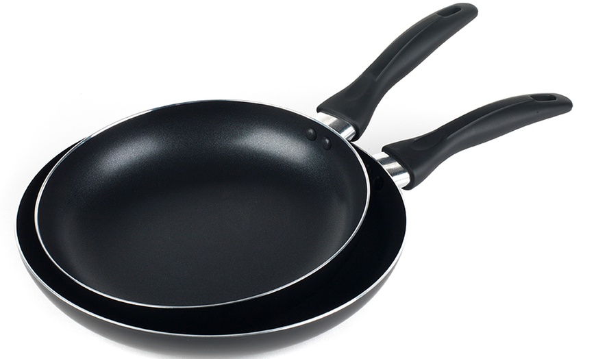 Image 3: Salter Frying Pan Set