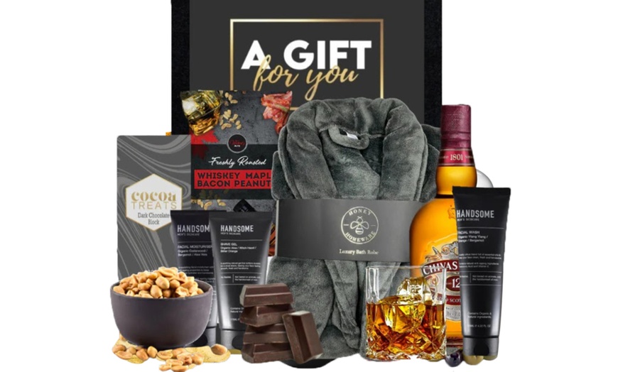 Image 2: Gift Hampers with Spirited Picks, Gourmet Treats & Pampering Goodies 