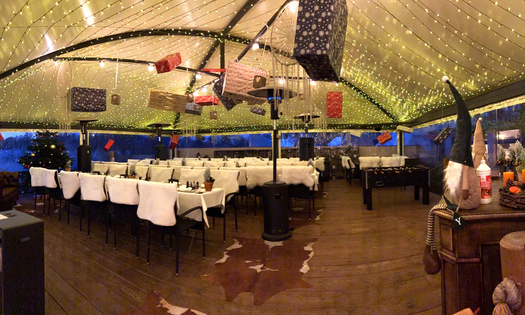 3 Std. Buffet inkl. Getränkeflat & DJ ROBSN Live für 1 bis 4 Personen