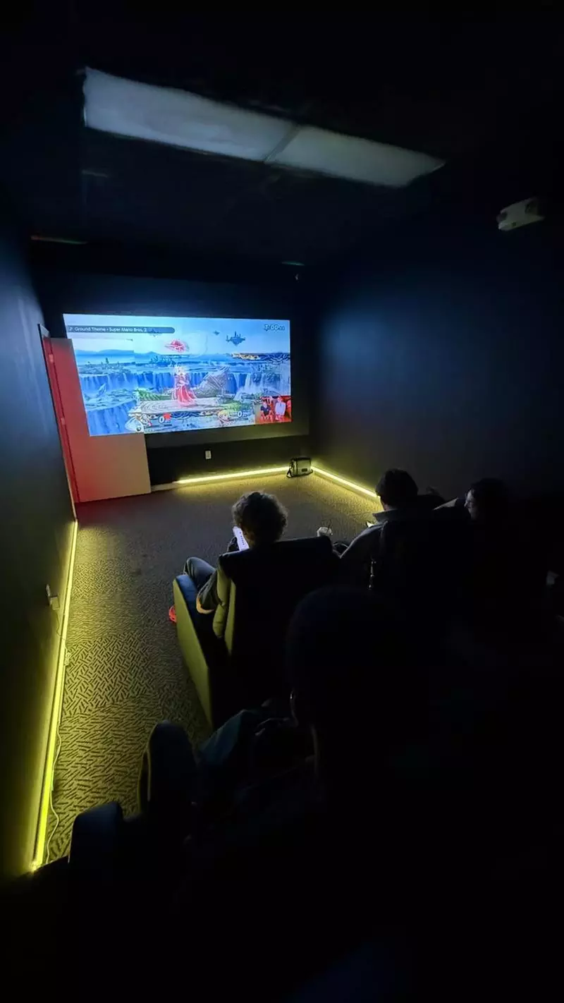 Weekend Party Packages, VR Sessions or Race Car and Flight Simulators