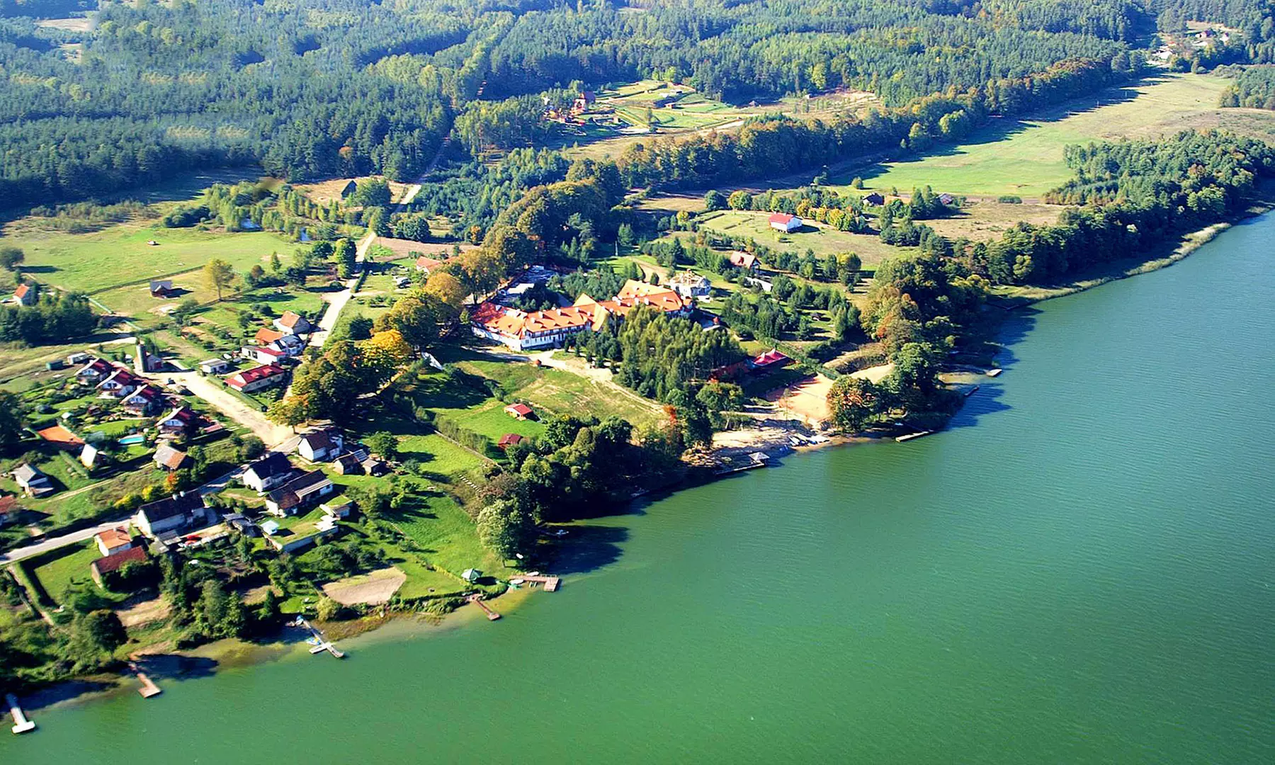 Mazury: wybrany pokój dla 2 osób lub rodziny z wyżywieniem i wellness