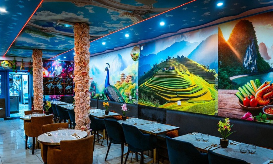 Image 2: Saveurs vietnamiennes authentiques : formules gourmandes pour 2