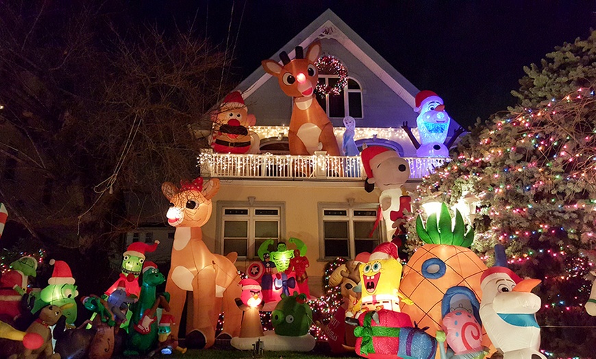 Image 3: Up to 20% Off 4-Hour Dyker Heights Christmas Lights Bus Tour
