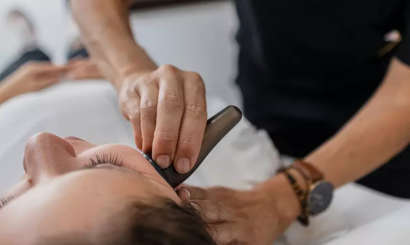 90-Minute VIP Package: 60 min Scalp Spa + 30 min Facial Gua Sha Up to28% Off at Spa Eves