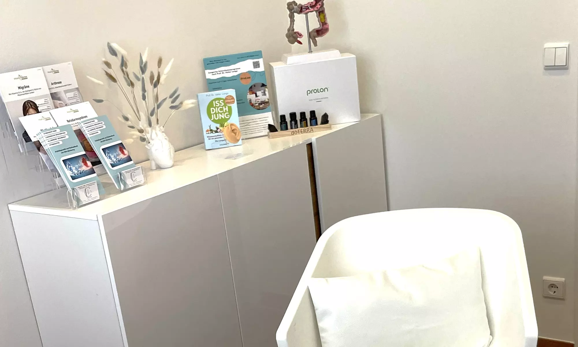 30/60 Min. therapeutische Rücken- & Kopf Aromaöl-Massage für 1 Person