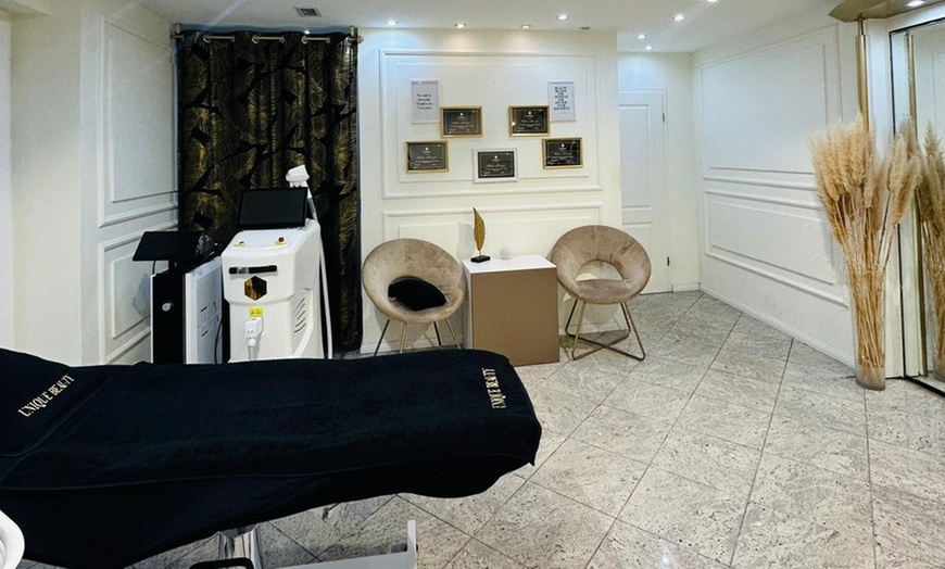 Image 3: Bye-bye Cellulite & Fett: Straffere Haut in nur wenigen Sitzungen!