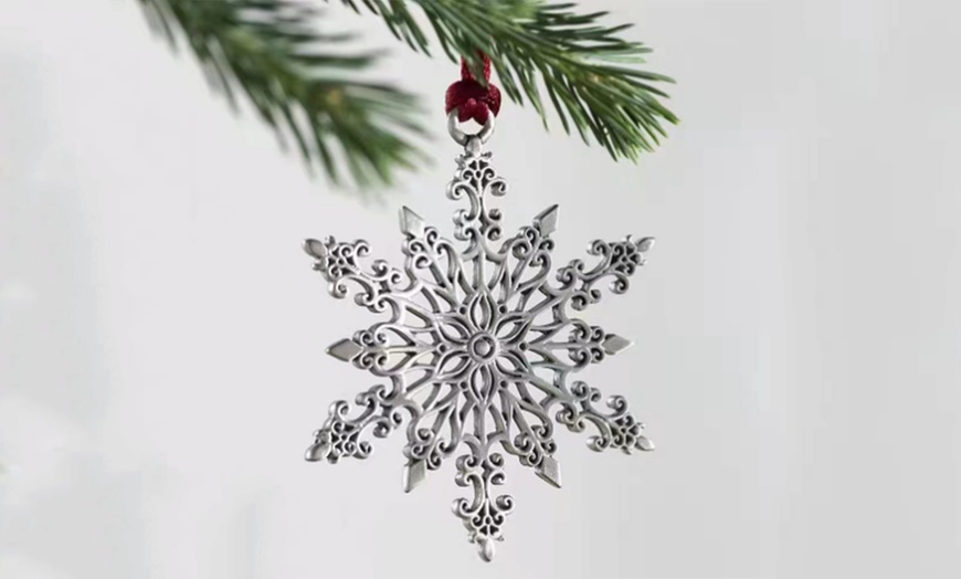 Image 9: Christmas Hanging Metal Ornament Tree Decorations