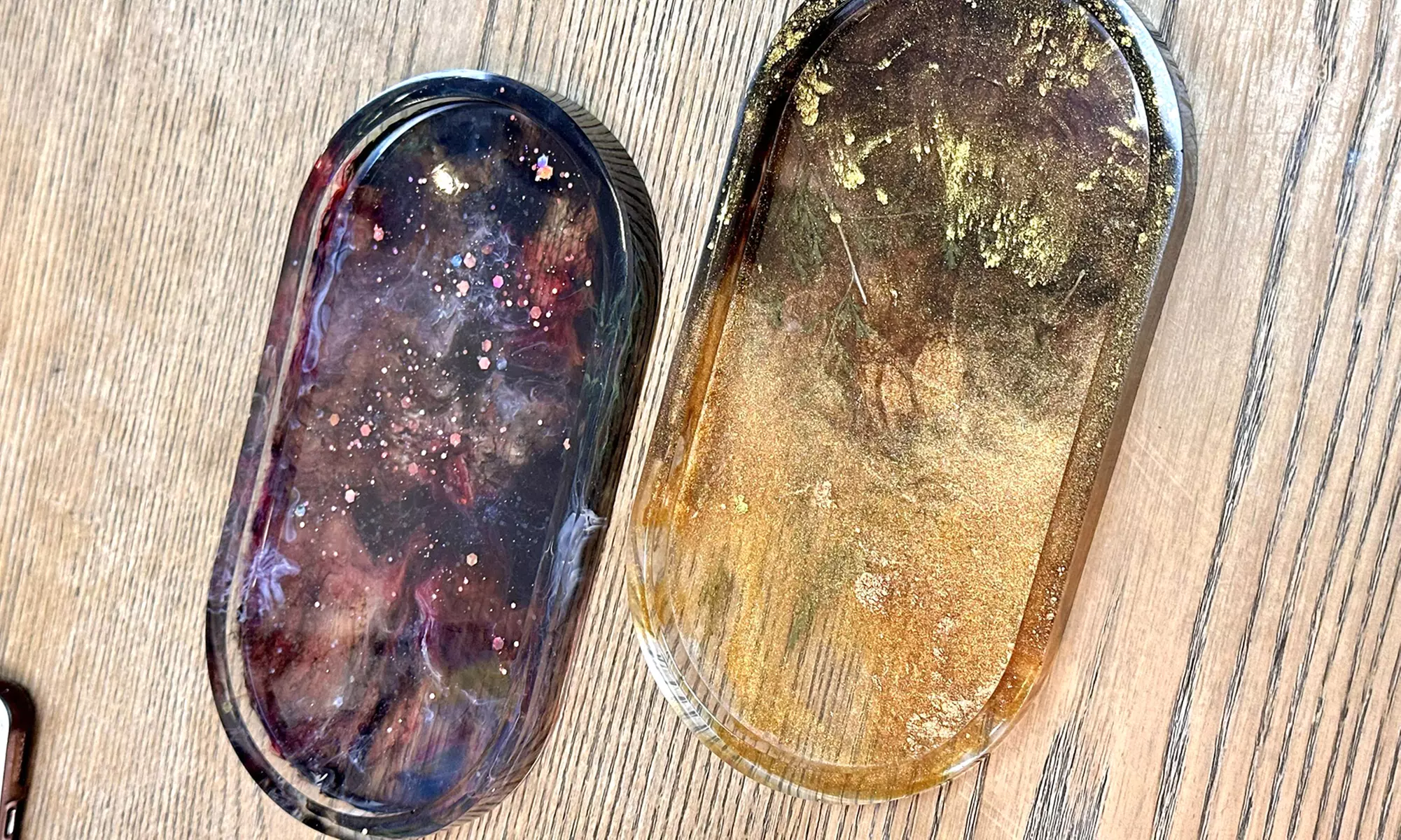 Create Your Own Resin Tray Workshop for One, or Two People!