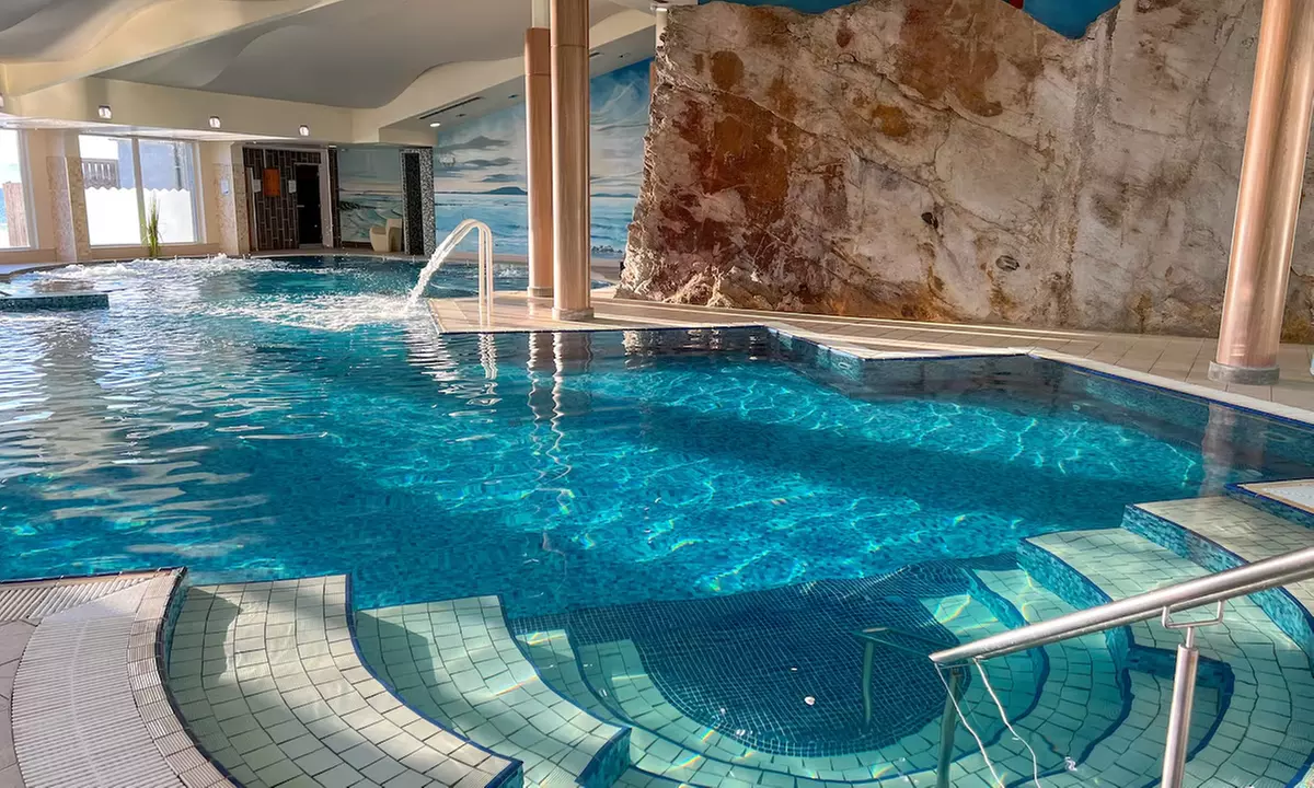 4* Ireland - Co.Donegal: Double or Twin Room Stay w/ Breakfast & More