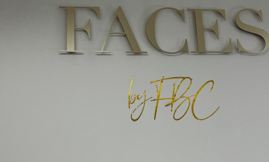 Image 3: Microneedling: 1 or 3 Sessions w/ Skin-Nourishing Serum or Salmon DNA