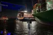Lichterfahrt: 1 Std. mit dem Boot durch den abendlichen Hamburger Hafen für 2, 4 od. 6 Personen (bis 21% sparen) - Second Medium