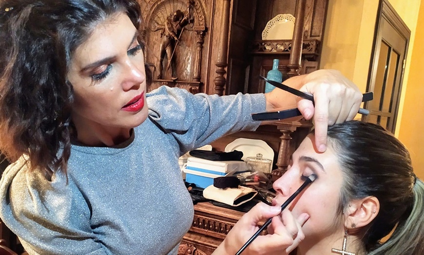 Image 10: Maquillaje y peluquería a domicilio para eventos o para novia