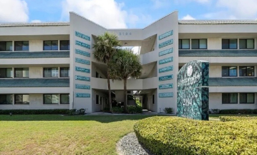 Image 2: One, Three, or Five 45-Minute Lymphatic Drainage Massages