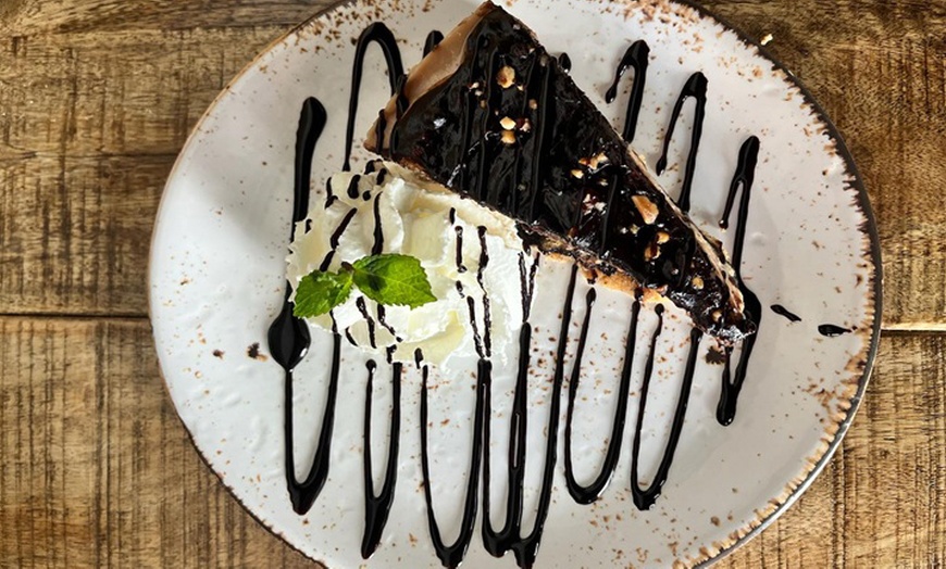 Image 11: Menú Esencial, Deluxe o Deluxe Prémium a elegir para 2 o 4 personas