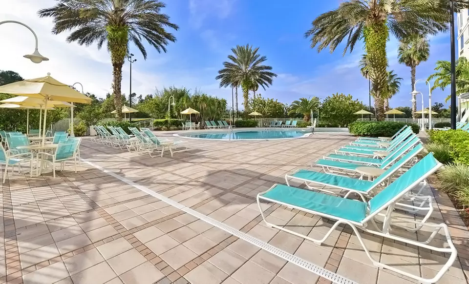 Stay at Comfort Suites Maingate East near Orlando Theme Parks - Primary Image