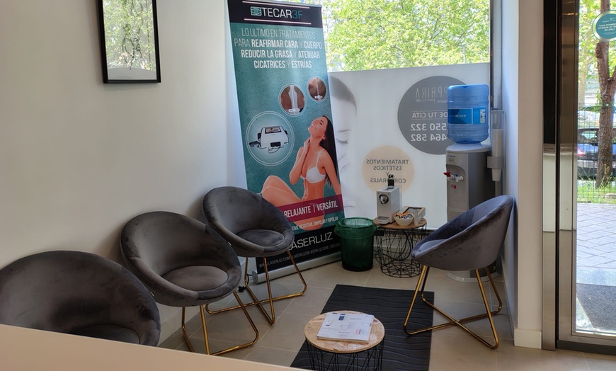 Image 6: Sesiones de cavitación, presoterapia o radiofrecuencia y drenaje