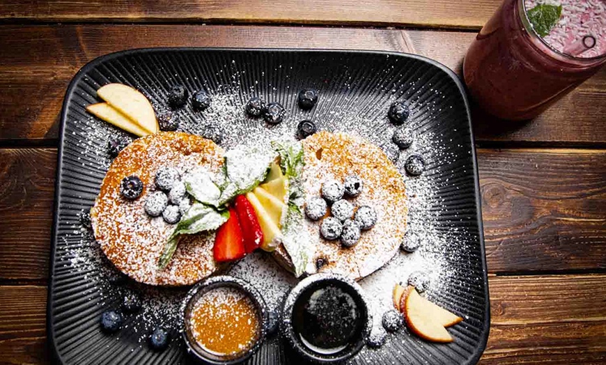 Image 10: Reichhaltige gesunde Bowl nach Wahl inklusive Dessert für 1-4 Personen