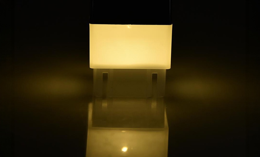 Image 11: Solar-Powered Garden Post Cap Light