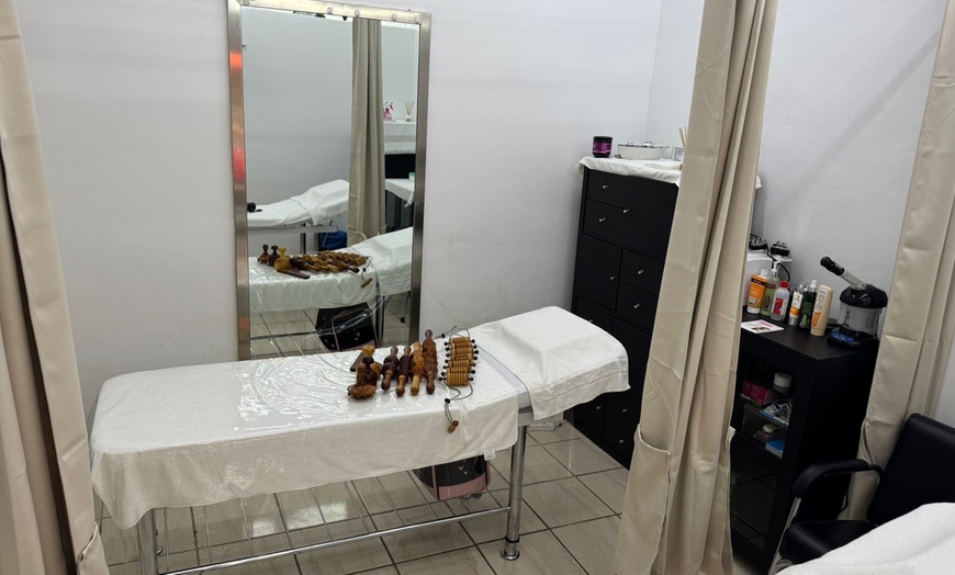 Image 6: Masaje relajante o drenante linfático de 30, 45 o 60 minutos
