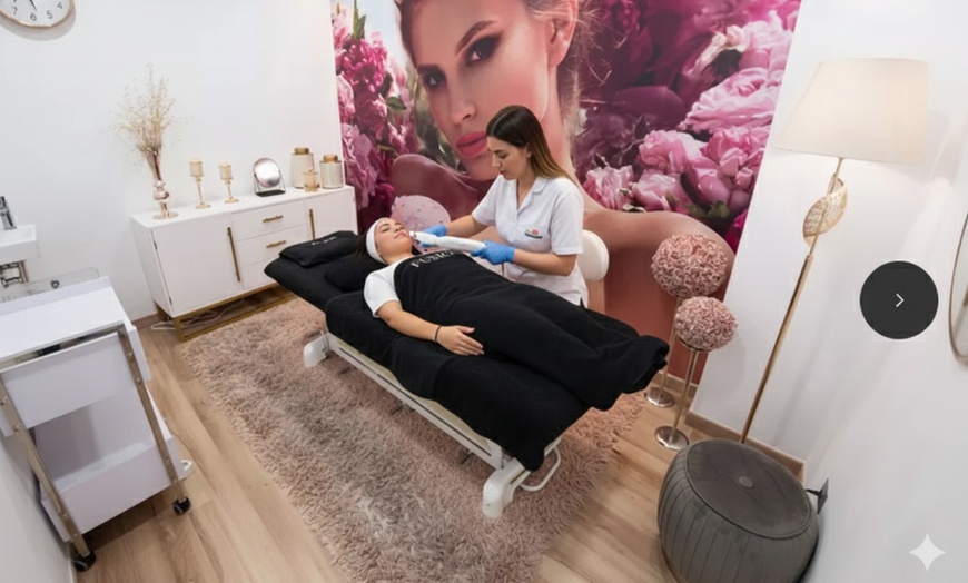 Image 1: Tratamiento y limpieza facial