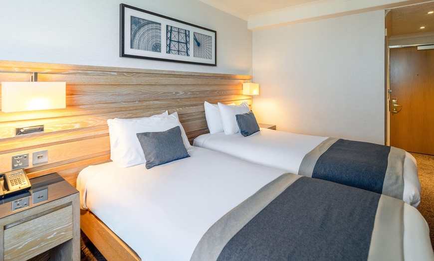 Image 3: 4* Blackpool: Standard Double or Twin Room Stay with Breakfast & More