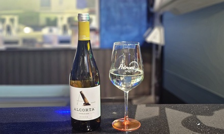 Para 2 personas: Botella de vino con 1 ración de picoteo - La otra movida