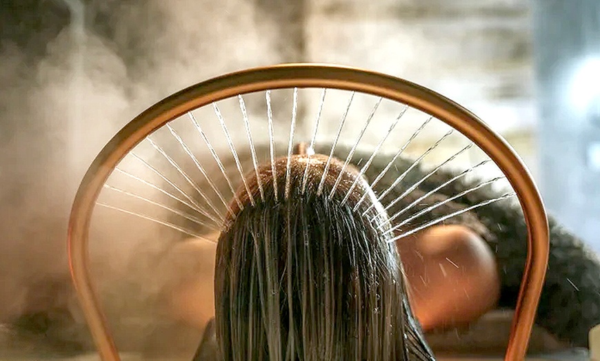 Image 1: Bis zu 100 Min. Head Spa nach Wahl für 1 Person