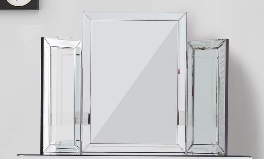 Image 22: Hollywood Mirrored Furniture range