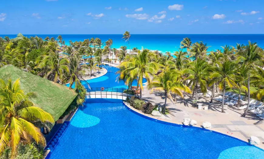 Outdoor swimming pool