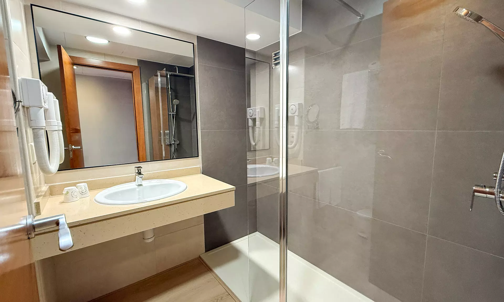 Hiszpania | Playa de Aro – Hotel Caleta Palace 4* z wyżywieniem