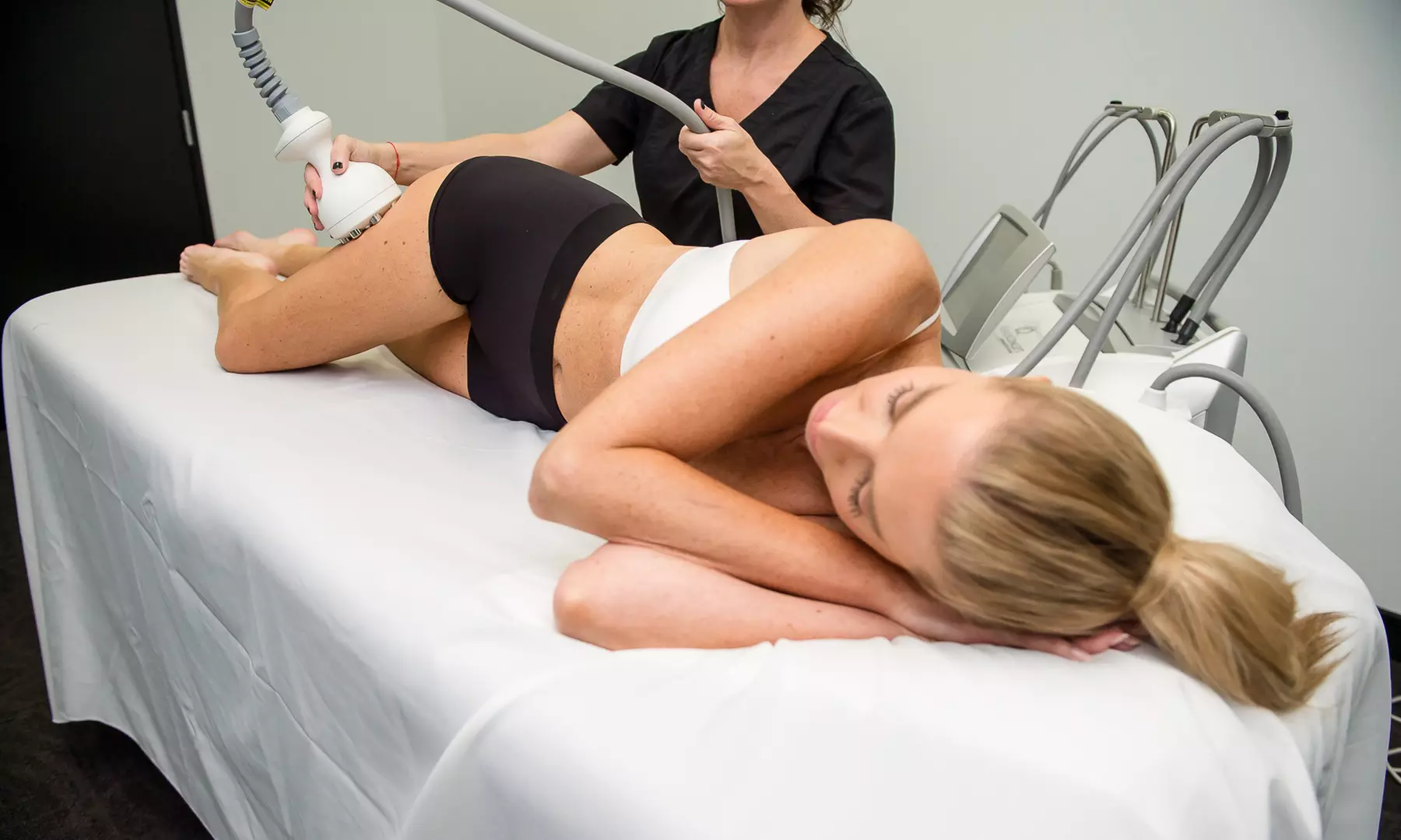 One or Three 30-Minute Venus Spa Sessions on Large Area