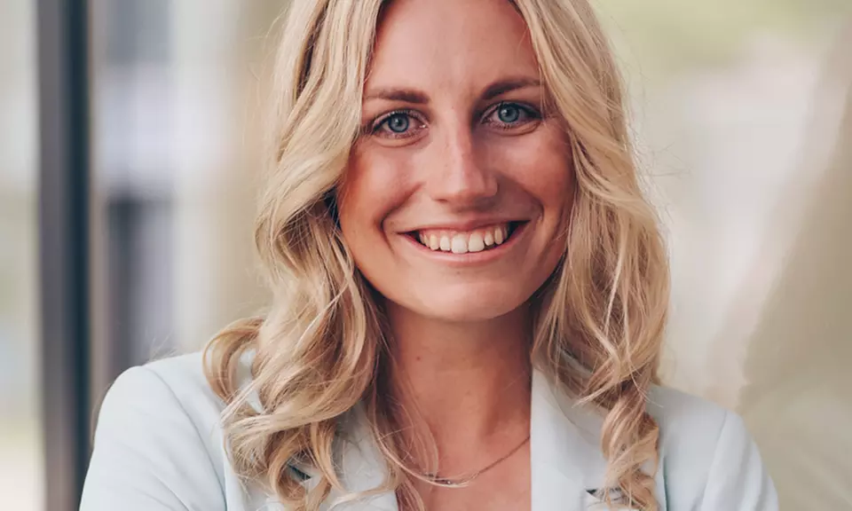 Professionelle Bewerbungsfotos inkl. Bildern + Geschenk