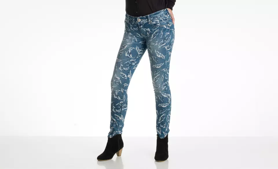 Women's Seven7 Printed Denim Pants (Size 6P) - Primary Image