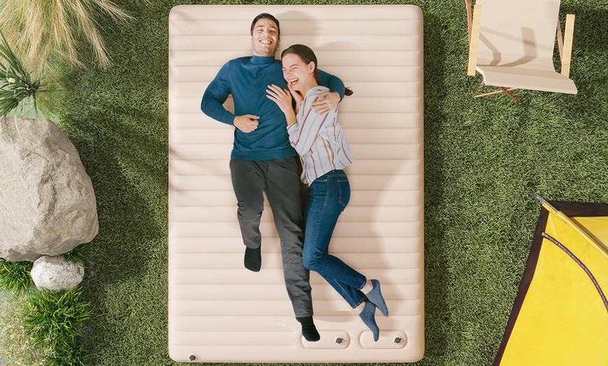 Image 23: Outsunny Inflatable Air Bed in Various Size and Features