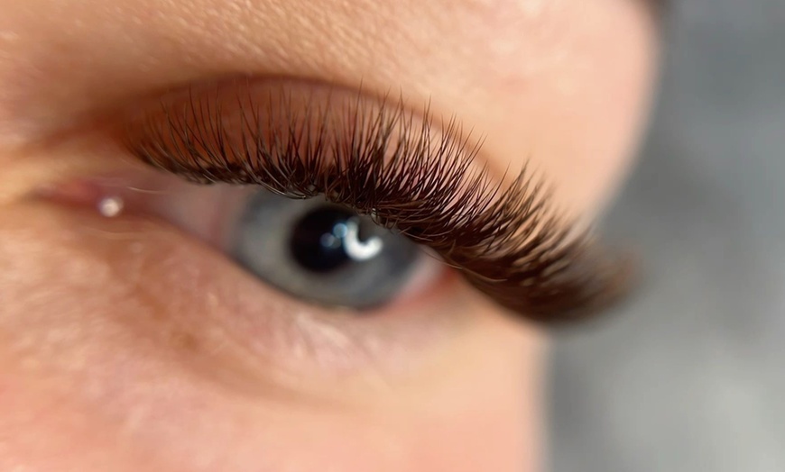 Image 15: Get Classic or Volume (3D/6D) Lash Extensions w/ Optional 2 Week Fill