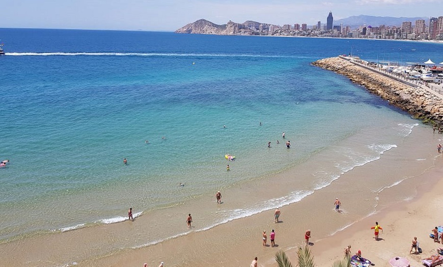 Image 11: Alquiler de embarcación para hasta 10 personas durante 4 u 8 horas