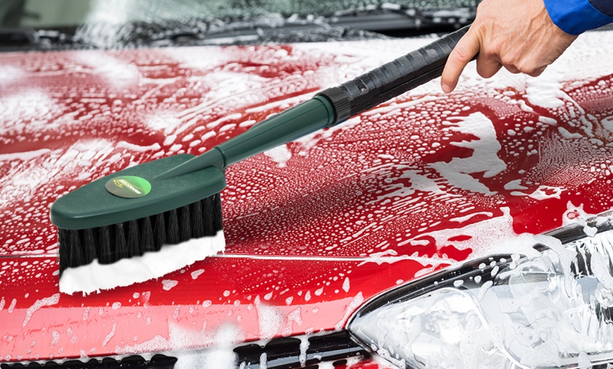 Image 2: Car Wash Brush