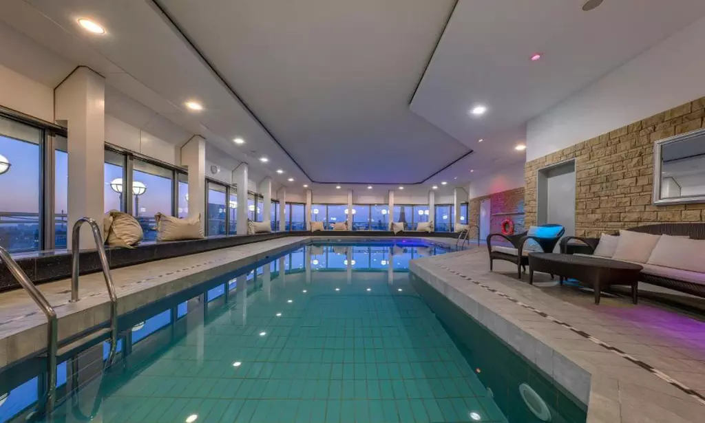 Düsseldorf: 2–3 Nächte inkl. Frühstück und Spa